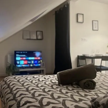 Cosy Rent Studio 3 -gare - Tv - Wifi *